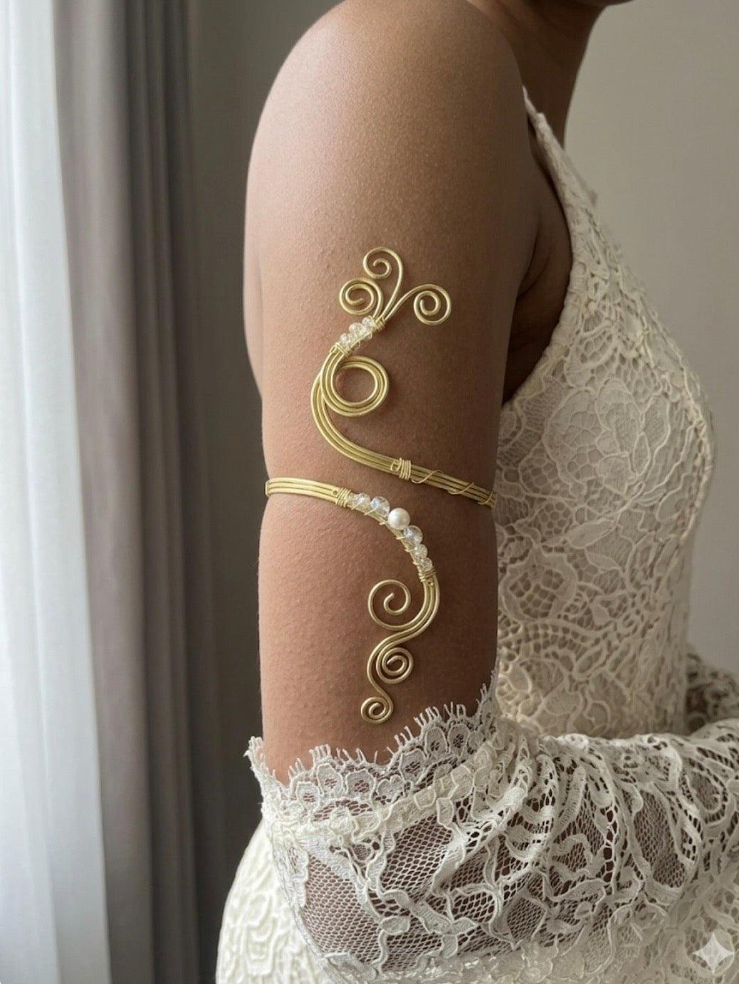 Bracelet haut de bras, arm cuff inoxydable, ajustable, "Baroque doré"