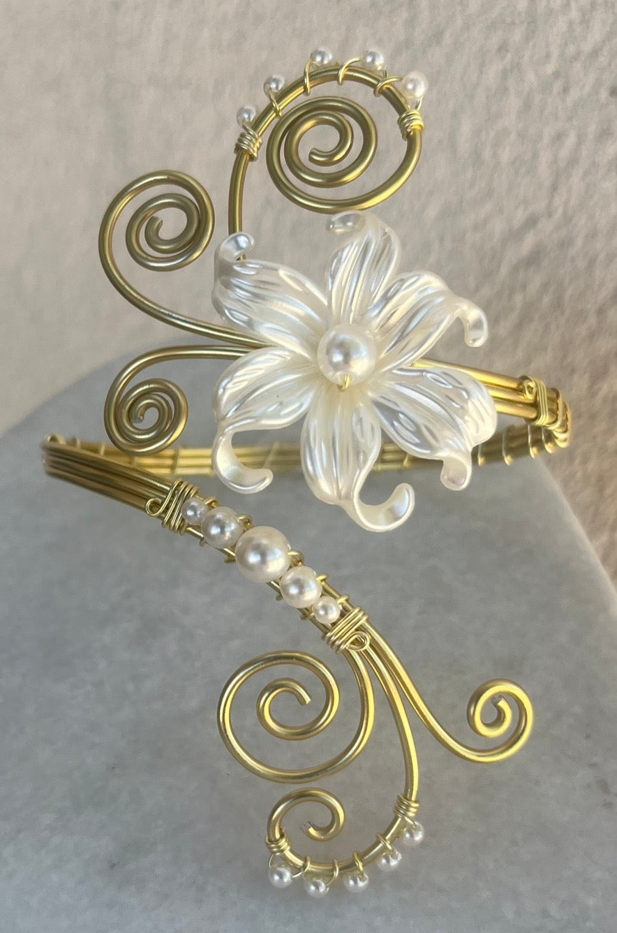 Bracelet de bras, armcuff, inoxydable, ajustable, "Fleur du Nil"