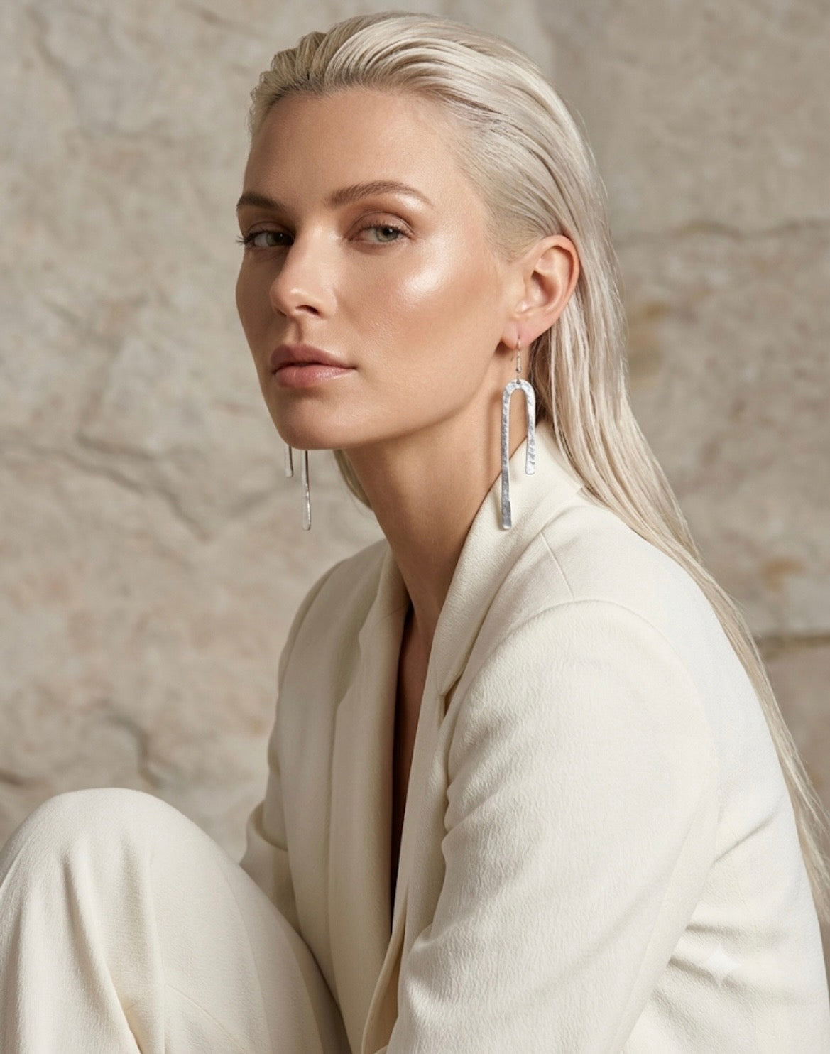 Boucles d'oreilles pendantes martelé, inoxydable ,"Minima"