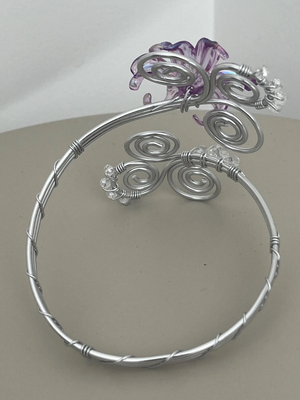 Floral upper arm bracelet