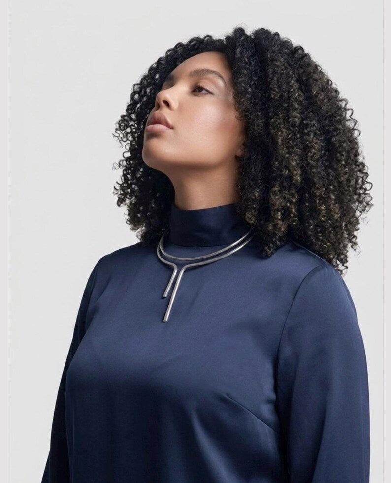 Collier minimaliste inoxydable , ajustable, "Torque"